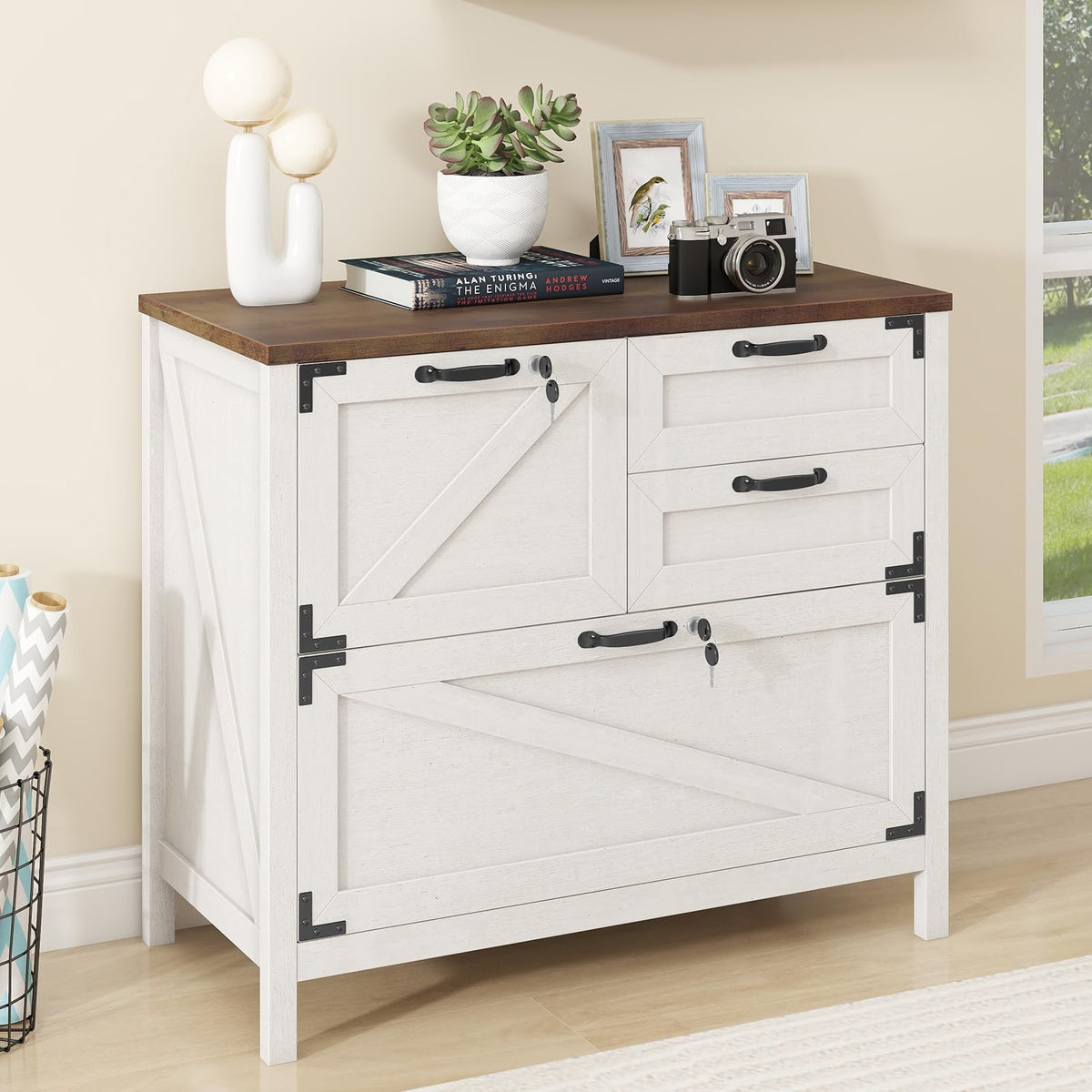 White 4 Drawer File Cabinet with Lock O869