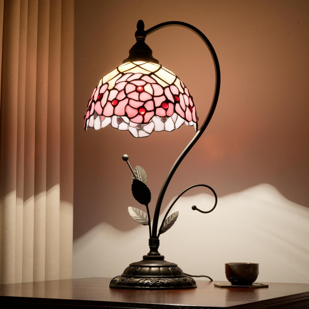 Stained Glass Table Lamp G349